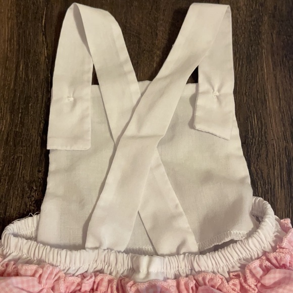 Smocked strawberry onesie - Picture 5 of 6